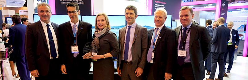 Indra Navia’s Runway Status Light technology at Paris Charles de Gaulle Airport Wins Jane’s ATC Runway Award