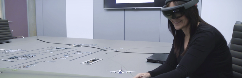Indra introduces mixed reality and Microsoft Hololens in air traffic management to design more efficient routes