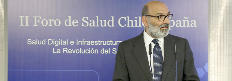 Fernando Abril-Martorell destaca la contribución de Indra a la mejora de los sistemas de salud en Chile