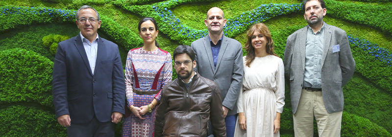 Indra y Fundación Universia apoyan nuevas tecnologías para personas con discapacidad auditiva, visual o TEA