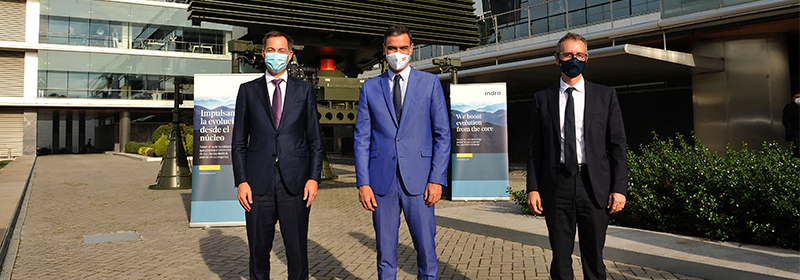 Indra muestra al presidente del Gobierno de España su liderazgo global en sistemas tecnológicos para transportes, defensa y transformación digital