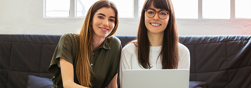 Indra premia las ideas de universitarias para revolucionar la movilidad, la economía circular y la educación en su IV Hack Day