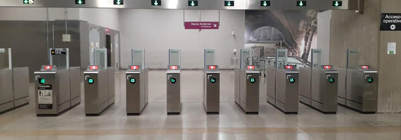 Indra mejora la experiencia del viajero y hará posible el pago del transporte con móvil en Santiago de Chile