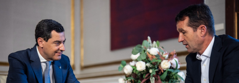 Ángel Escribano presents to Juan Manuel Moreno his strategy to double Indra Group's activity in Andalusia and expand its workforce to 3,700 professionals