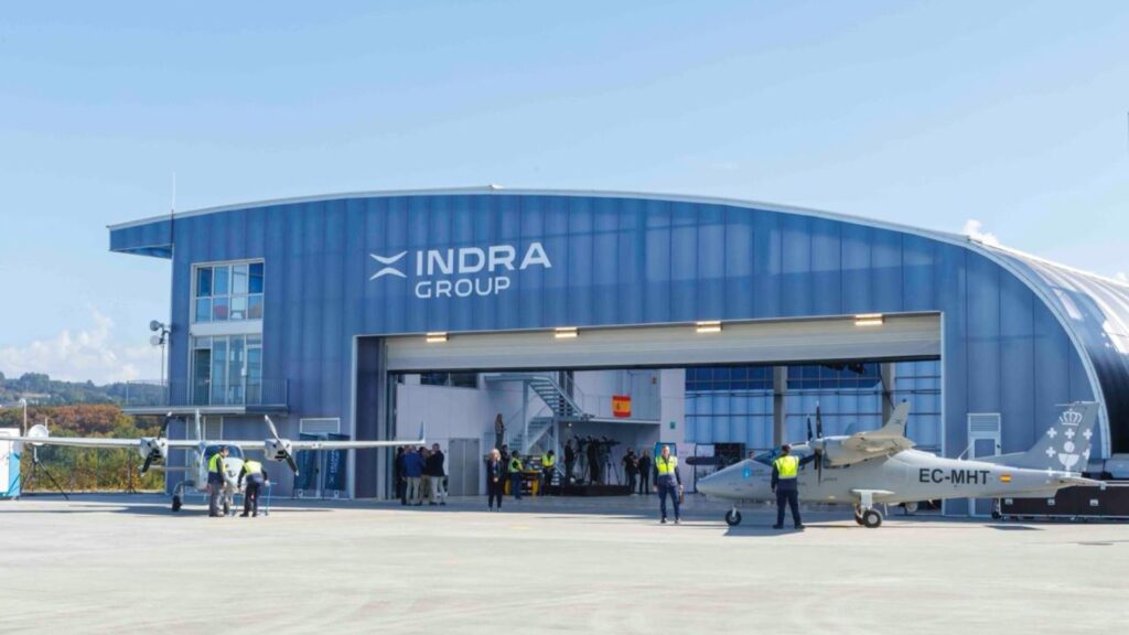 Indra Group demonstrates its new flight test capability to the Spanish Armed Forces, conducting one of Europe's first tests with a combat cloud