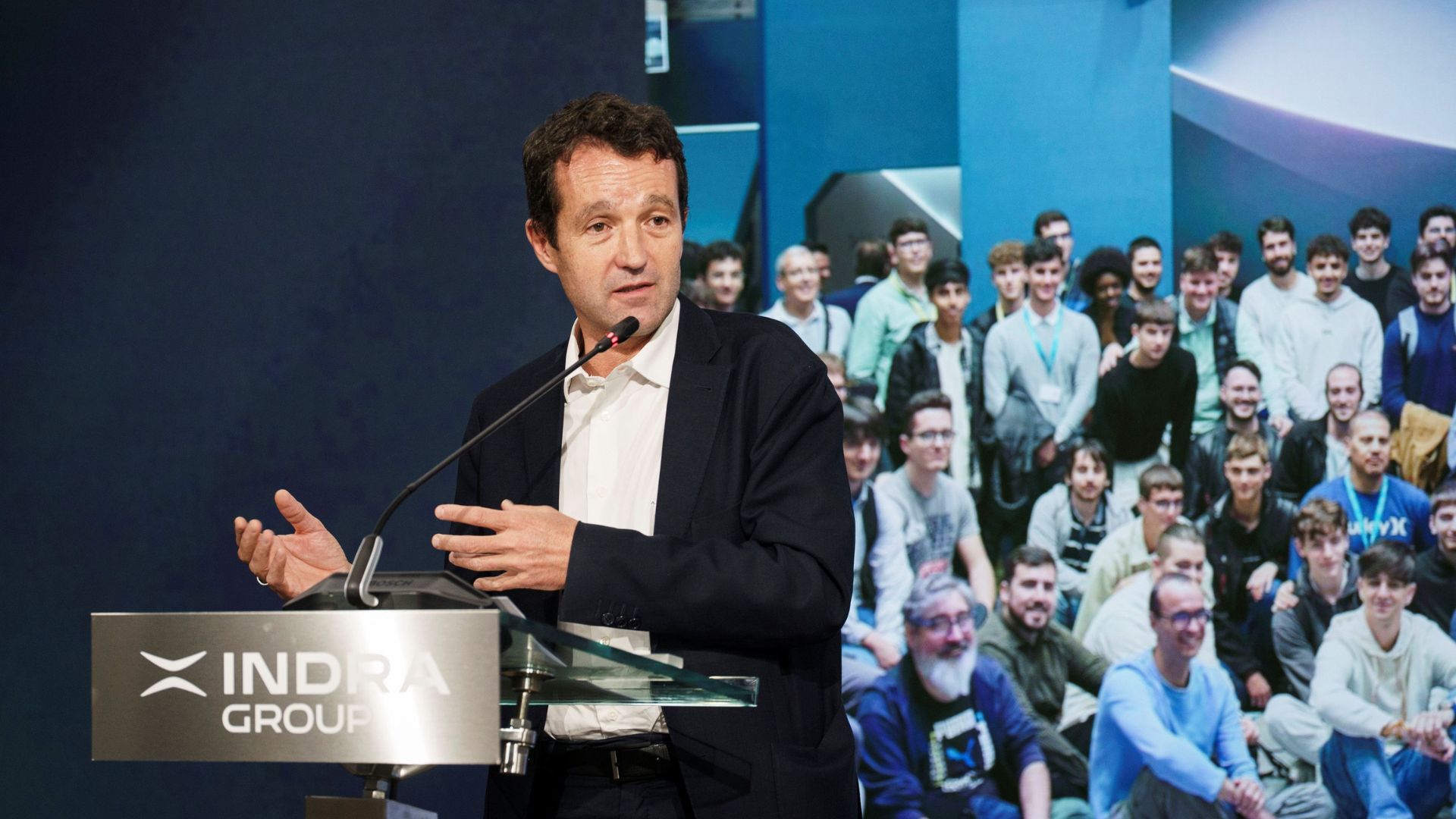 Indra Group Executive Chairman Ángel Escribano: “Vocational training and technical talent are key to leading Spain’s reindustrialization”