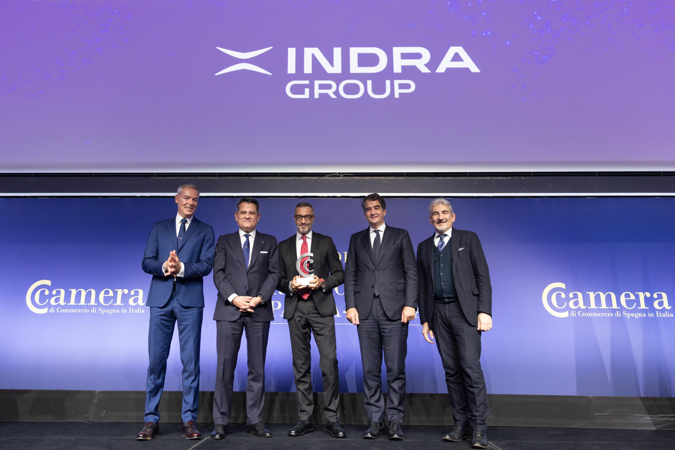 Indra Group premiata per l'innovazione tecnologica dalla Camera di Commercio di Spagna in Italia