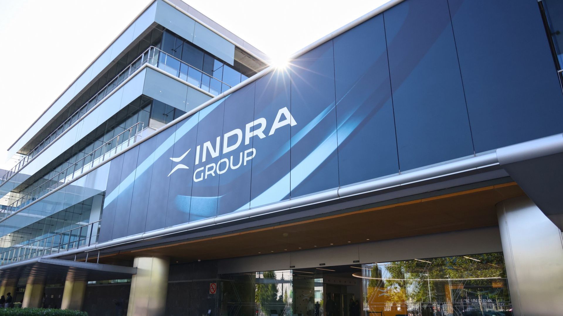 Indra Group se convierte en referente europeo en espacio: cierra la adquisición del 89,68% de Hispasat y alcanza una participación mayoritaria en Hisdesat