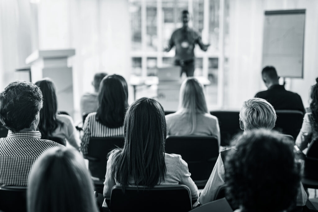 IndraMind Cybersecurity y la Universidad de Málaga convocan los premios nacionales a TFG y TFM en ciberinteligencia