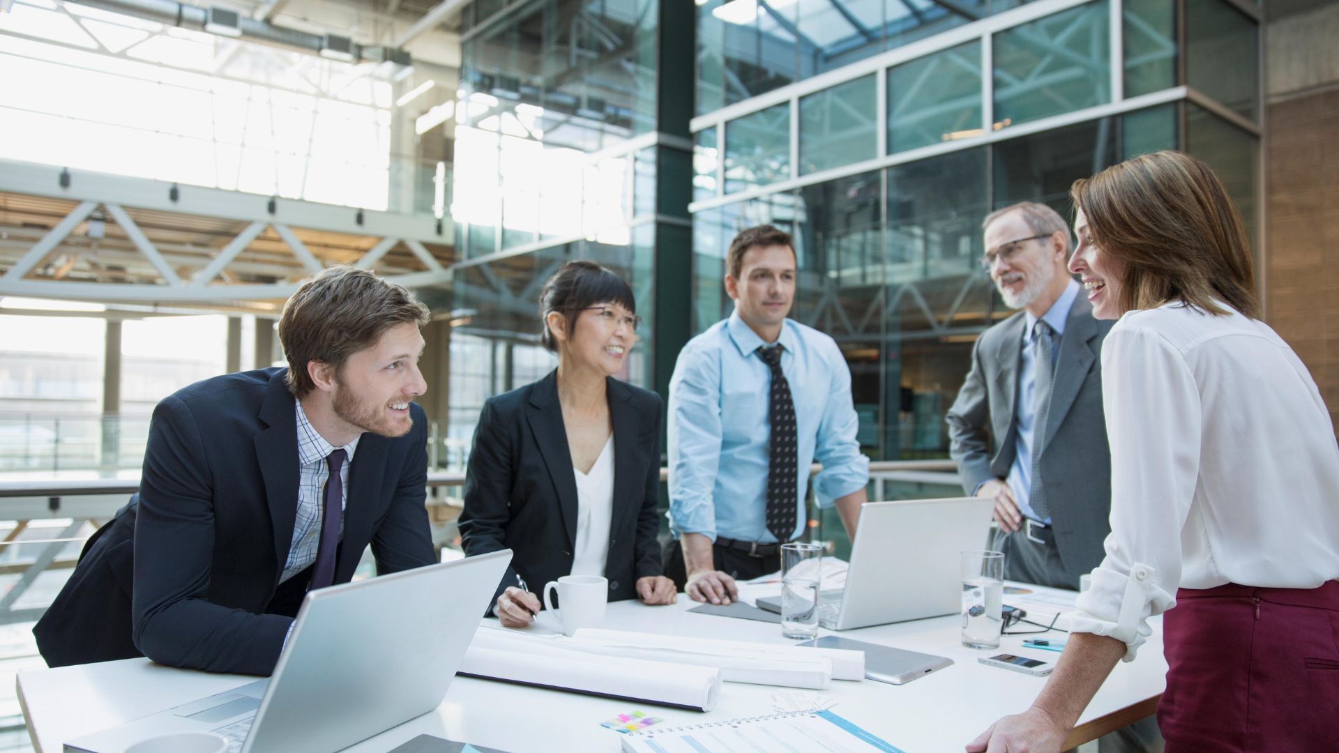 Indra Group recibe la certificación Quality Assessment por la excelencia de su función de Auditoría Interna, clave en gestión de riesgos y adopción de mejores prácticas empresariales