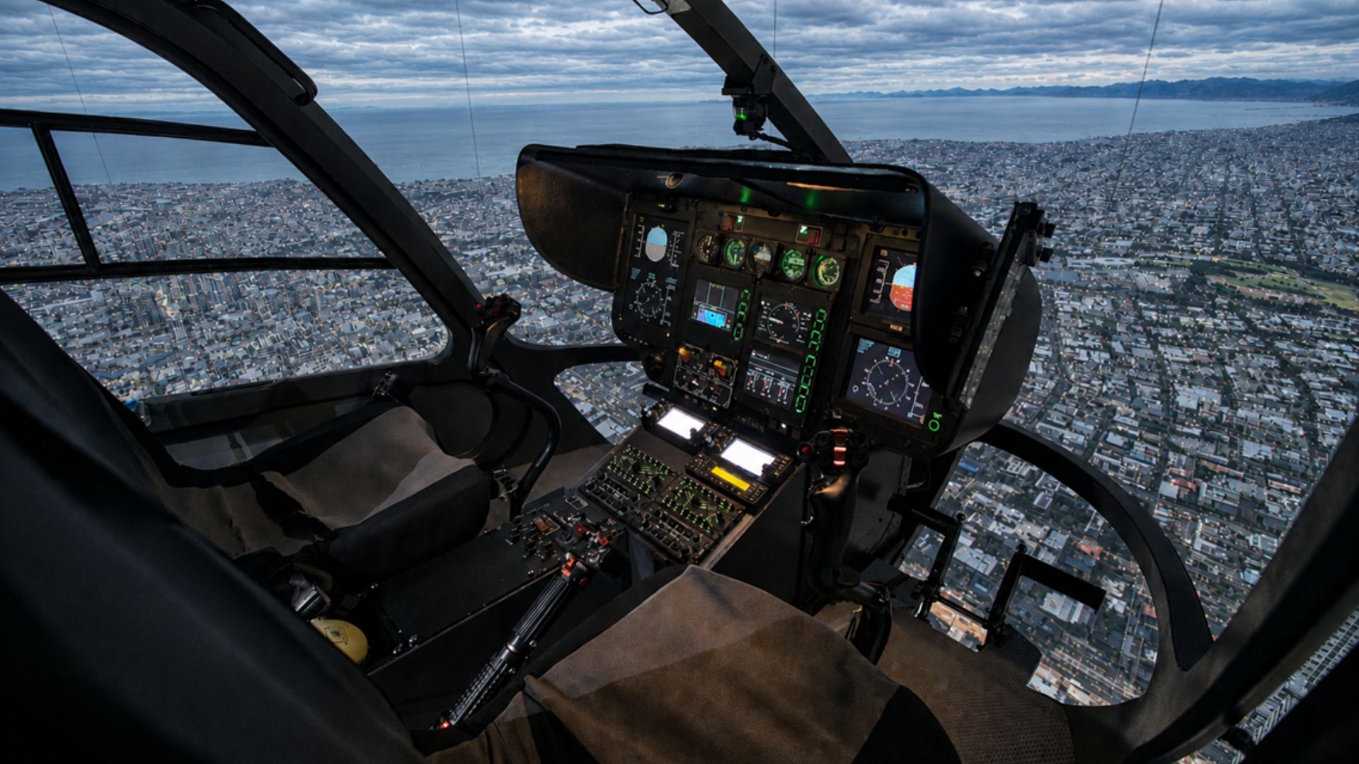 Indra Group and NDI expand the LPR pilot and crew training center in Warsaw